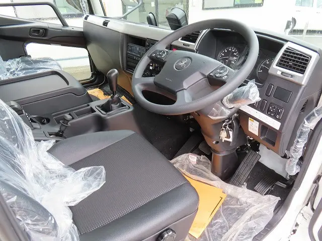 三菱 ファイター 2KG-FK65F(2WD)の写真8