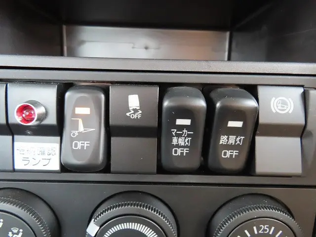 三菱 ファイター 2KG-FK65F(2WD)の写真13