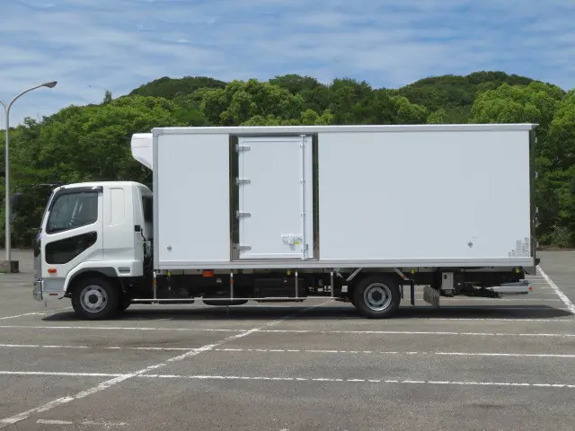 三菱 ファイター 2KG-FK65F(2WD)の写真4