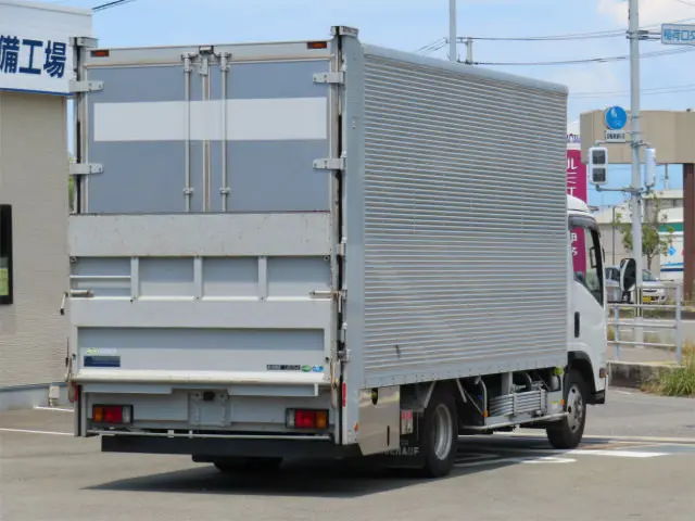 いすゞ エルフ 2RG-NPR88AN(2WD)の写真2