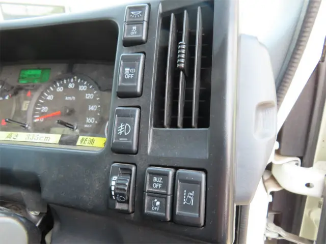 いすゞ エルフ 2RG-NPR88AN(2WD)の写真13