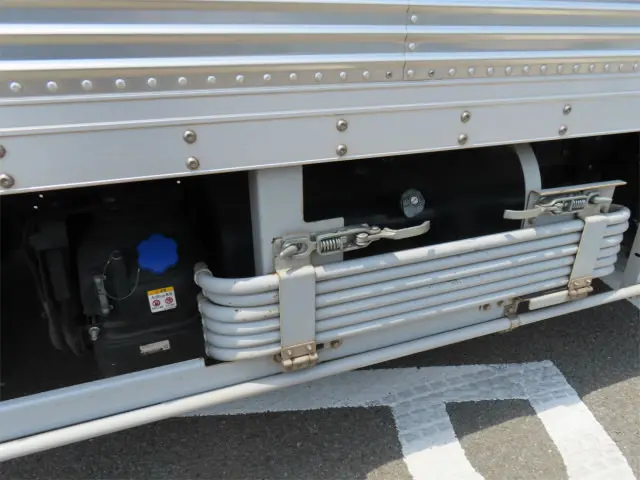 いすゞ エルフ 2RG-NPR88AN(2WD)の写真47