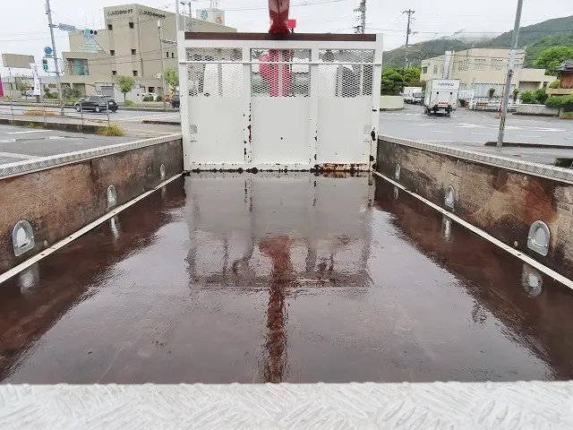 いすゞ エルフ TPG-NPR85AR(2WD)の写真5