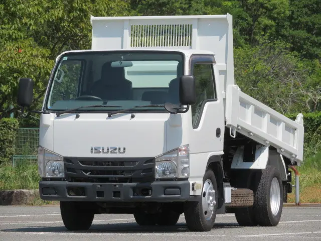 いすゞ エルフ TPG-NKR85AN(2WD)の写真2