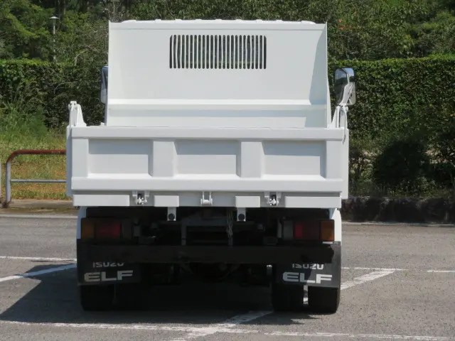 いすゞ エルフ TPG-NKR85AN(2WD)の写真8