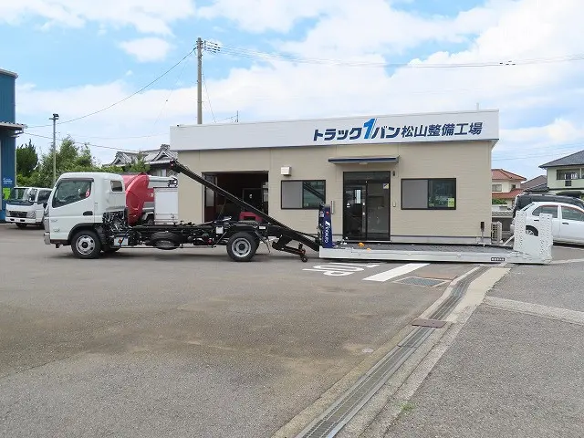 三菱 キャンター 2RG-FEB80(2WD)の写真8