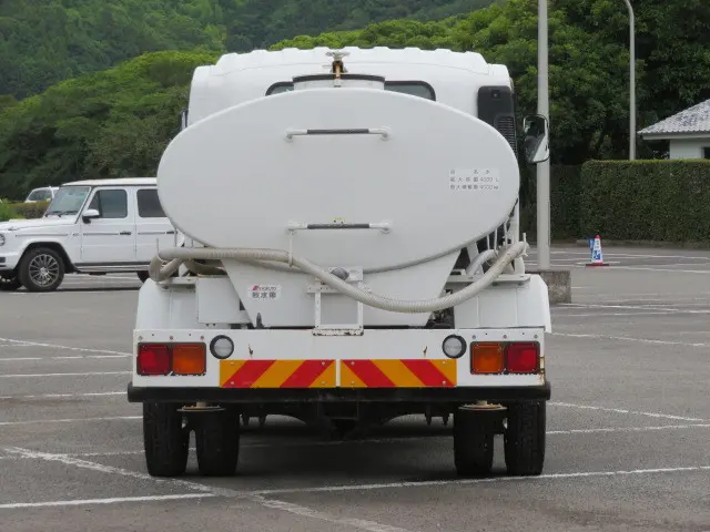 いすゞ フォワード TKG-FRR90S1(2WD)の写真8