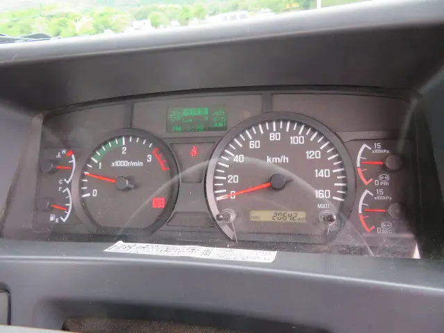 いすゞ フォワード TKG-FRR90S1(2WD)の写真12