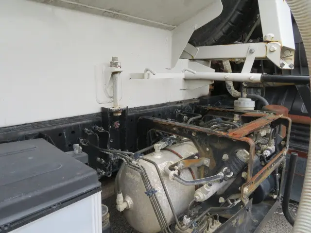 いすゞ フォワード TKG-FRR90S1(2WD)の写真44