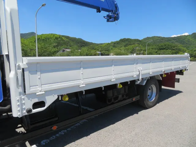 いすゞ フォワード TKG-FRR90S2(2WD)の写真24