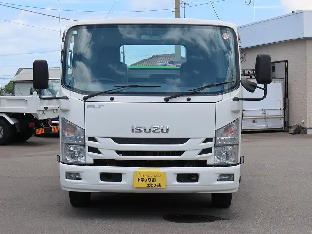 いすゞ エルフ TRG-NPR85AN(2WD)の写真5