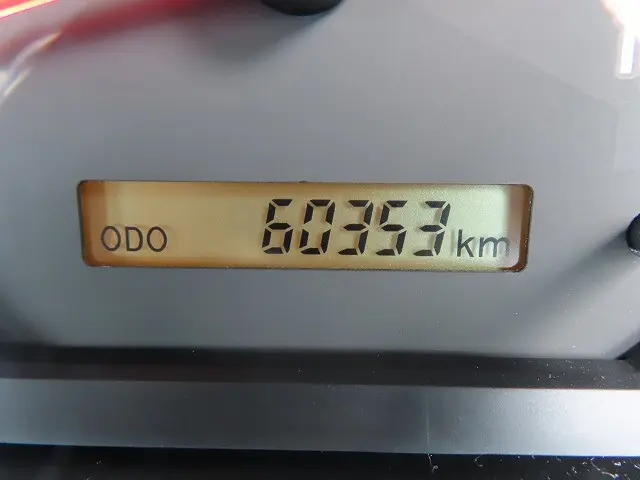いすゞ エルフ TRG-NPR85AN(2WD)の写真13