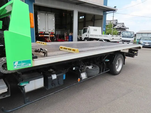 いすゞ エルフ TRG-NPR85AN(2WD)の写真23