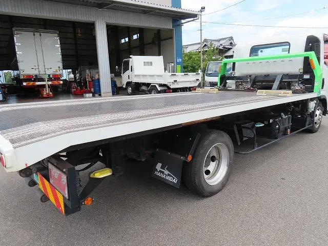 いすゞ エルフ TRG-NPR85AN(2WD)の写真24