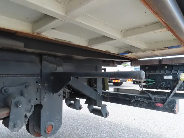 いすゞ エルフ TRG-NPR85AN(2WD)の写真40