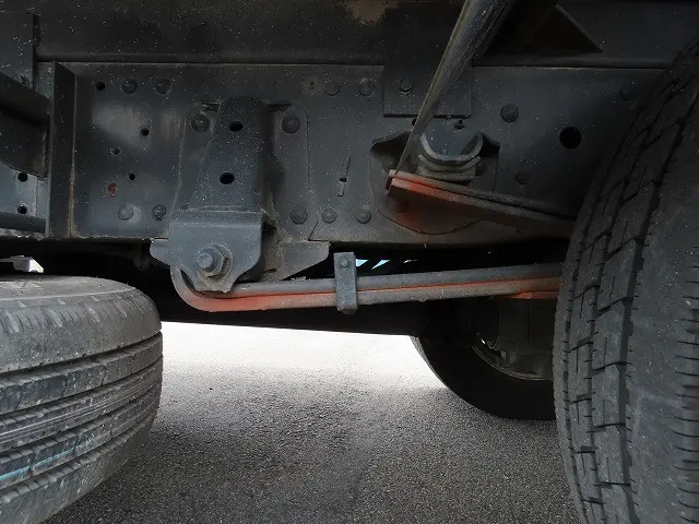 いすゞ エルフ TRG-NPR85AN(2WD)の写真42
