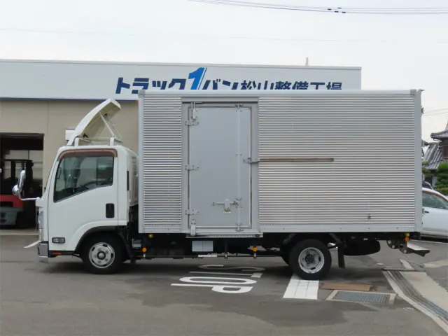 いすゞ エルフ TRG-NLR85AN(2WD)の写真3