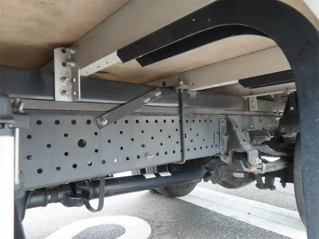 いすゞ エルフ TRG-NLR85AN(2WD)の写真42