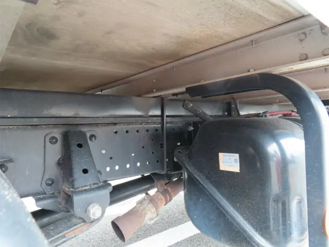 いすゞ エルフ TRG-NLR85AN(2WD)の写真45