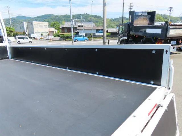 三菱 キャンター 2RG-FEB50(2WD)の写真33