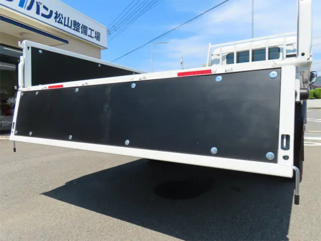 三菱 キャンター 2RG-FEB50(2WD)の写真34