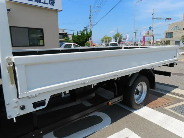三菱 キャンター 2RG-FEB50(2WD)の写真35