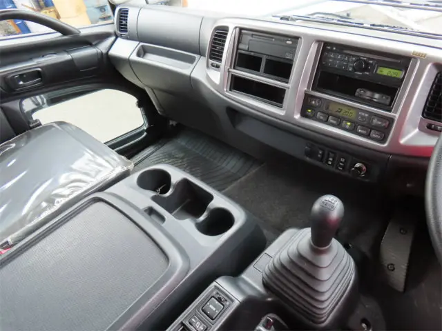 日野 レンジャー QKG-FE7JMAA(2WD)の写真17