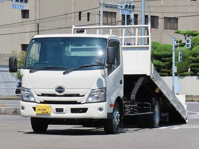 日野 デュトロ 2KG-XZU722M(2WD)の写真1