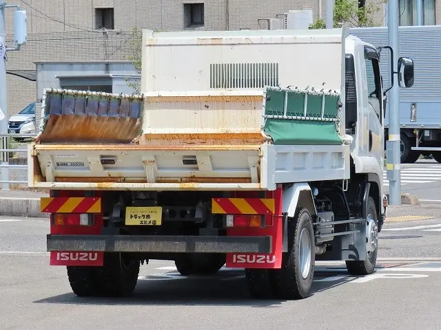 いすゞ フォワード 2RG-FRS90S2(4WD)の写真2