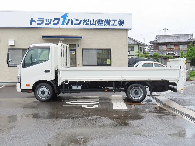 日野 デュトロ 2DG-XZU712M(2WD)の写真4