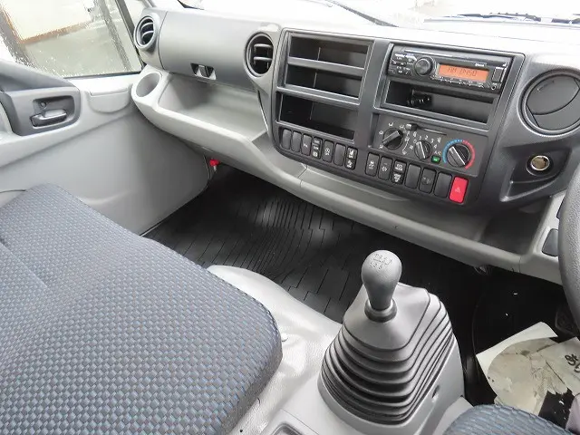 日野 デュトロ 2DG-XZU712M(2WD)の写真16