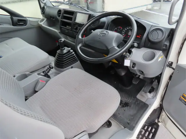日野 デュトロ 2KG-XZU720M(2WD)の写真13