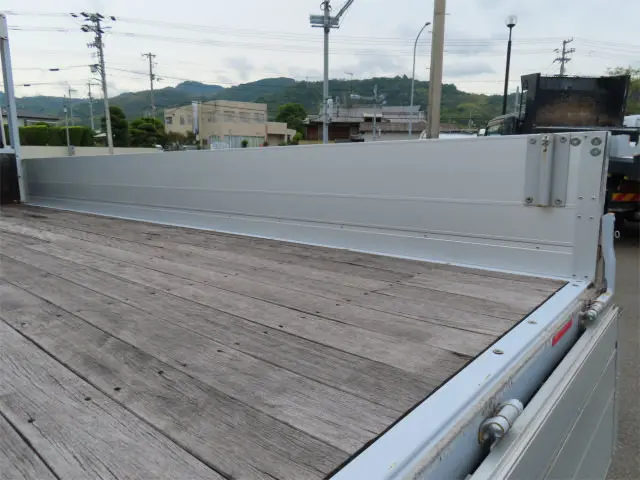 いすゞ フォワード SKG-FSR90S2(2WD)の写真32