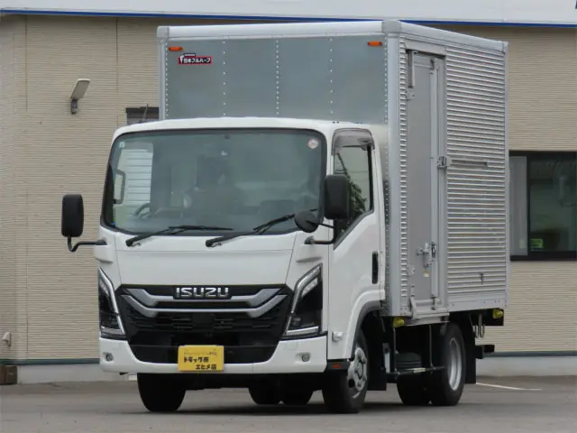 いすゞ エルフ 2TG-NLR88AM(2WD)の写真1