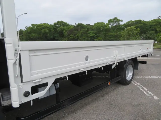 いすゞ エルフ TPG-NNR85AR(2WD)の写真31