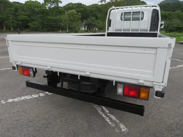 いすゞ エルフ TPG-NNR85AR(2WD)の写真33