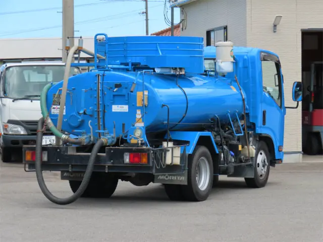 いすゞ エルフ 2RG-NMR88N(2WD)の写真3