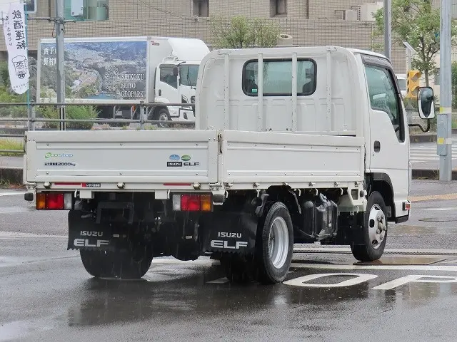 いすゞ エルフ TRG-NJR85A(2WD)の写真3
