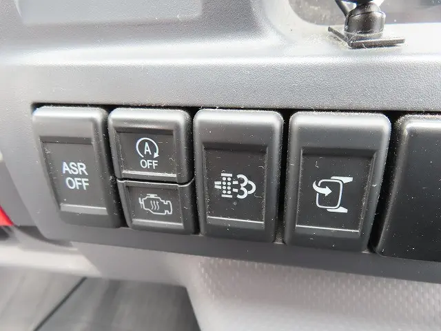 いすゞ エルフ TRG-NJR85A(2WD)の写真18