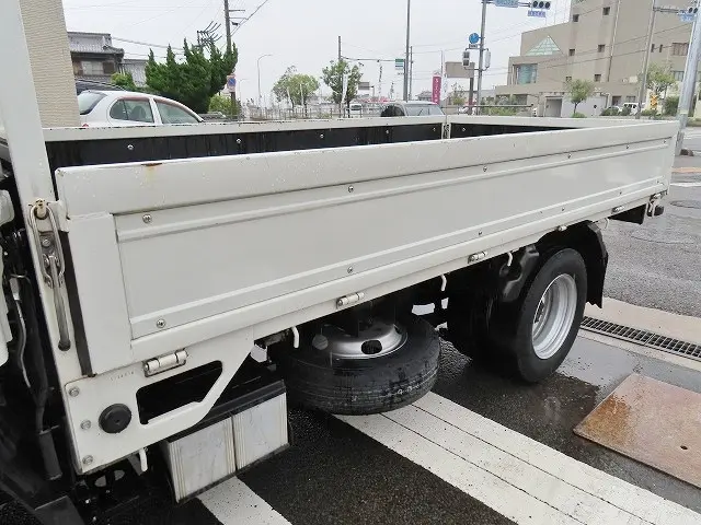 いすゞ エルフ TRG-NJR85A(2WD)の写真31