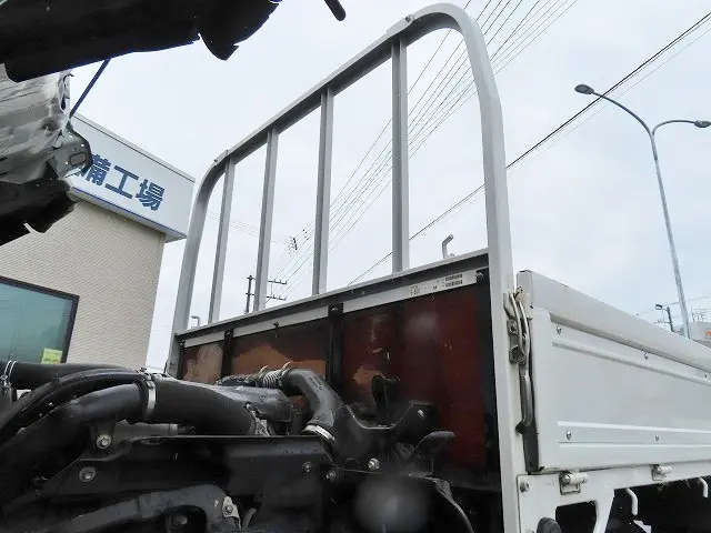 いすゞ エルフ TRG-NJR85A(2WD)の写真34