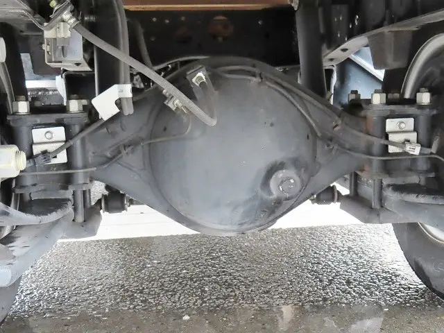 いすゞ エルフ TRG-NJR85A(2WD)の写真47