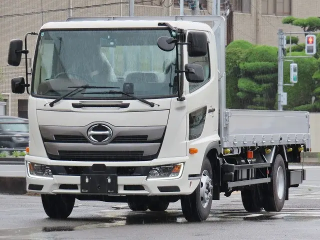 日野 レンジャー 2KG-GC2ABA(2WD)の写真2