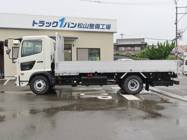 日野 レンジャー 2KG-GC2ABA(2WD)の写真4