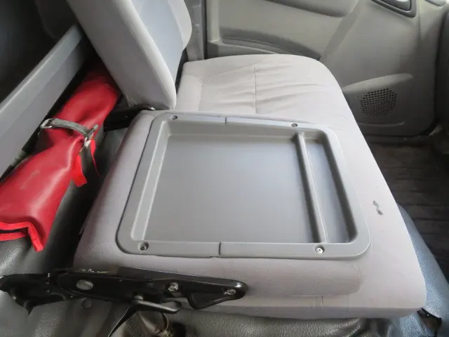 いすゞ エルフ TRG-NPR85AN(2WD)の写真12