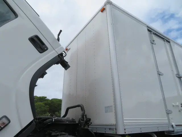 いすゞ エルフ TRG-NPR85AN(2WD)の写真30