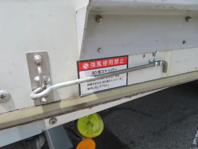 いすゞ エルフ TRG-NPR85AN(2WD)の写真33