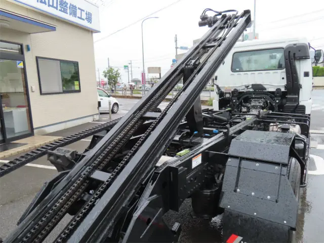 三菱 ファイター 2KG-FK65F(2WD)の写真36