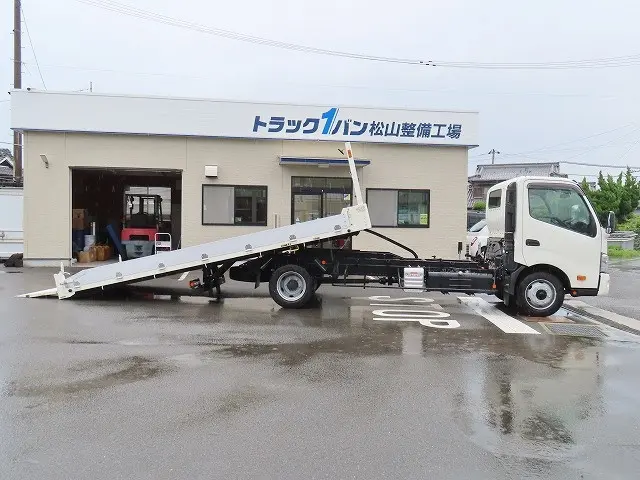 日野 デュトロ 2KG-XZU722M(2WD)の写真9