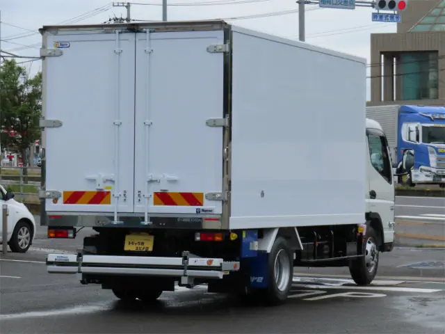 三菱 キャンター 2RG-FEB80(2WD)の写真3
